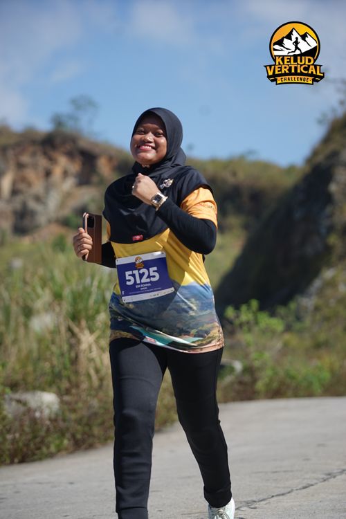Race photo from Kelud Vertical Challenge 2024