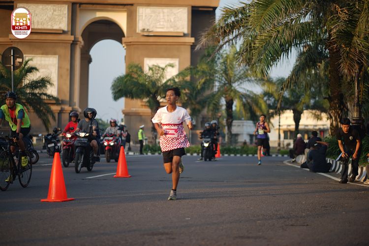 Race photo from Kediri Half Marathon 2024