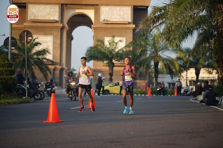 Race photo from Kediri Half Marathon 2024