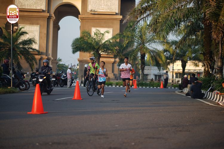 Race photo from Kediri Half Marathon 2024