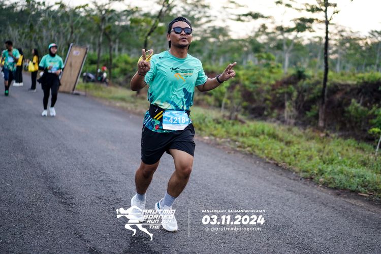Race photo from Arutmin Borneo Run 2024