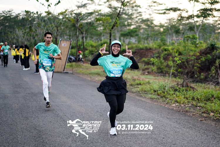 Race photo from Arutmin Borneo Run 2024