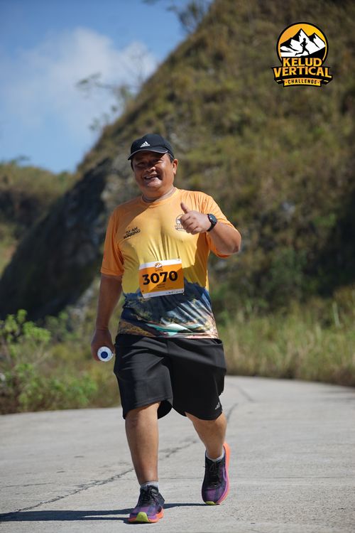Race photo from Kelud Vertical Challenge 2024