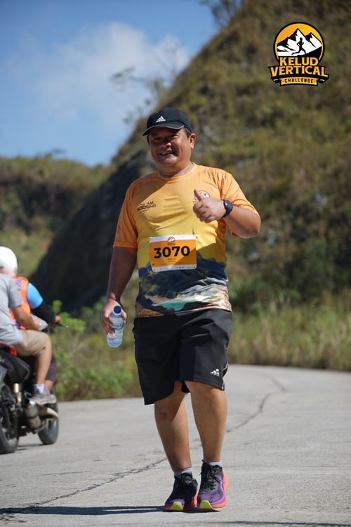 Race photo from Kelud Vertical Challenge 2024