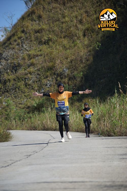 Race photo from Kelud Vertical Challenge 2024