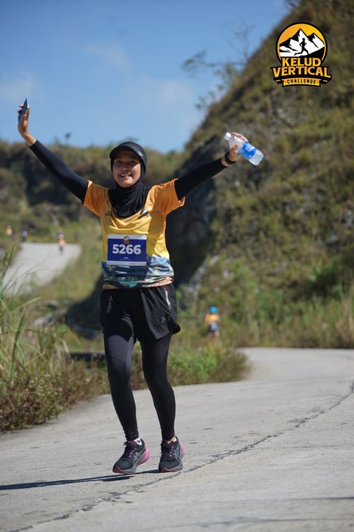 Race photo from Kelud Vertical Challenge 2024