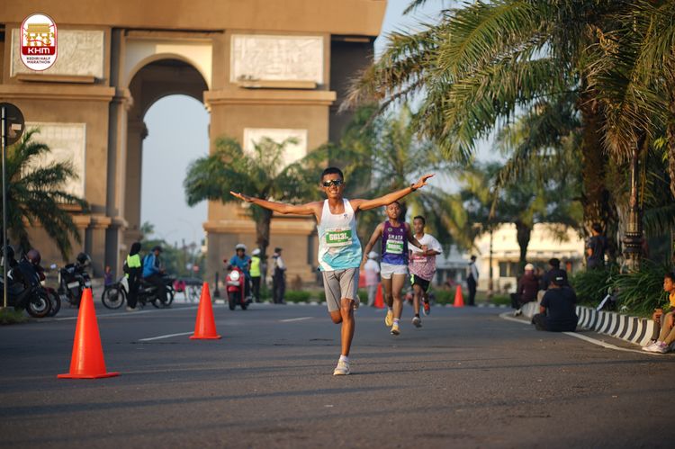 Race photo from Kediri Half Marathon 2024