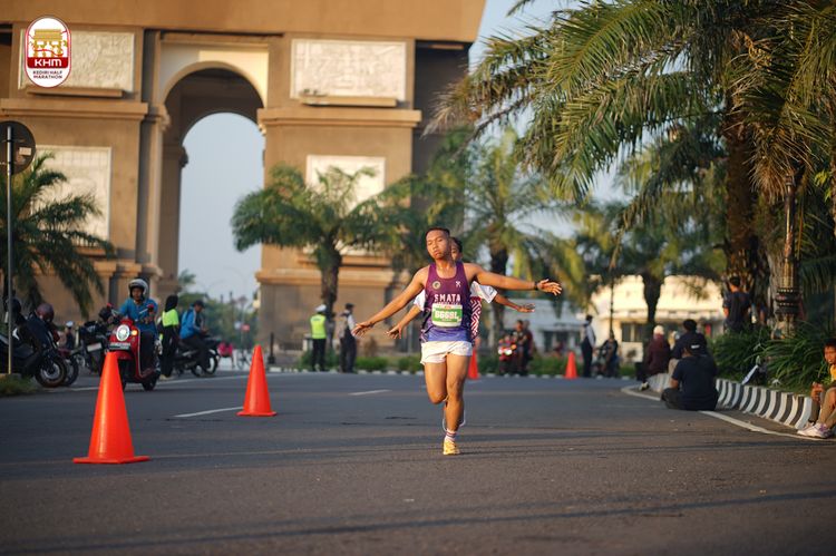 Race photo from Kediri Half Marathon 2024