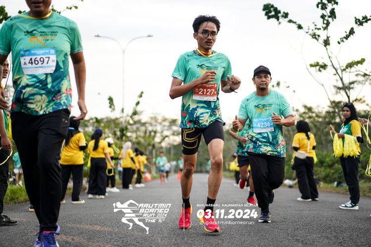 Race photo from Arutmin Borneo Run 2024