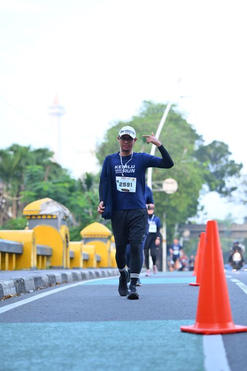Race photo from KEMLU RUN 2025
