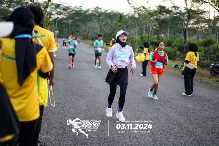 Race photo from Arutmin Borneo Run 2024