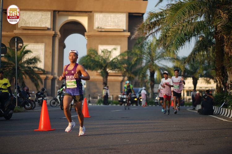 Race photo from Kediri Half Marathon 2024