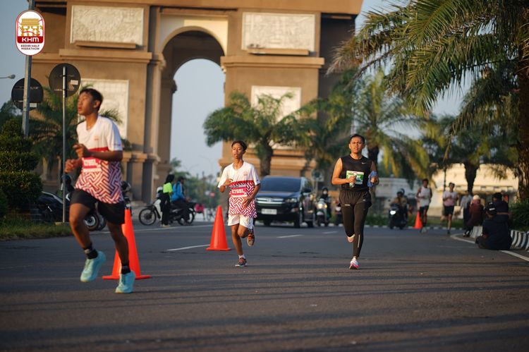 Race photo from Kediri Half Marathon 2024