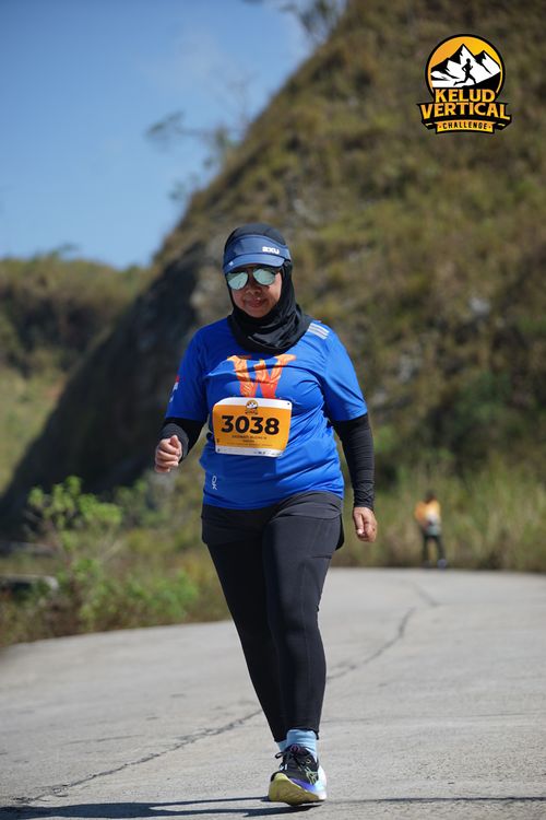 Race photo from Kelud Vertical Challenge 2024