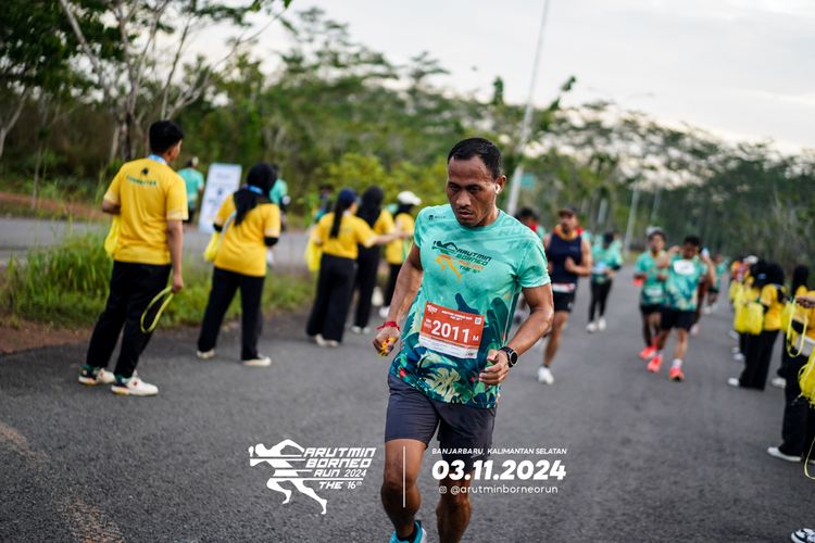 Race photo from Arutmin Borneo Run 2024