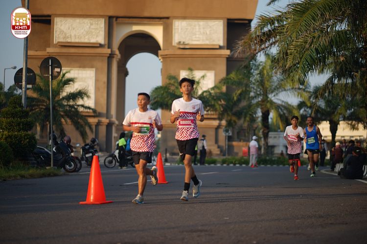 Race photo from Kediri Half Marathon 2024