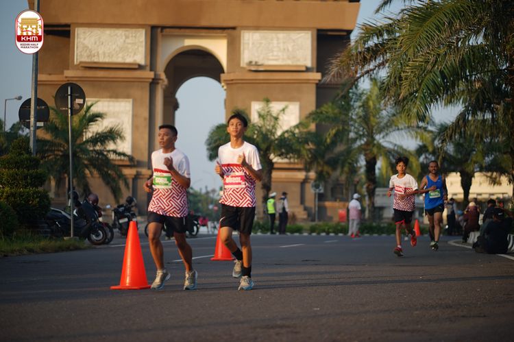 Race photo from Kediri Half Marathon 2024