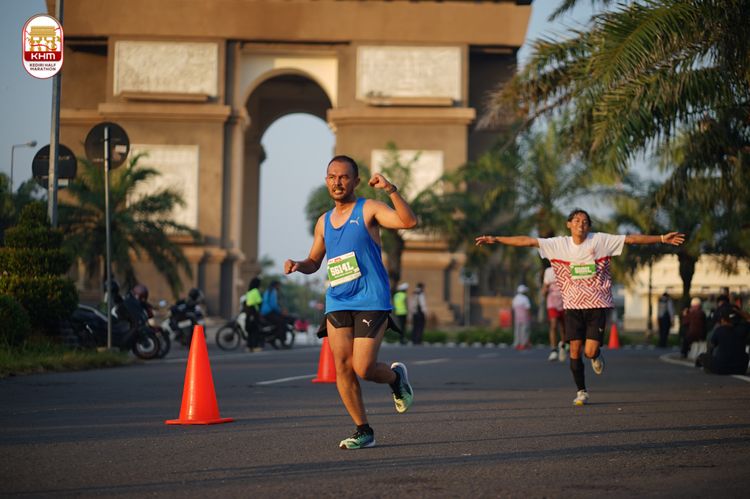 Race photo from Kediri Half Marathon 2024