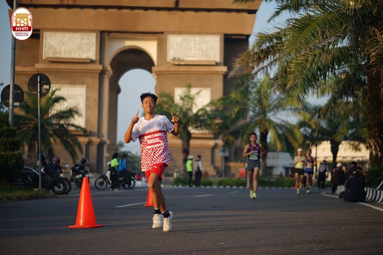 Race photo from Kediri Half Marathon 2024