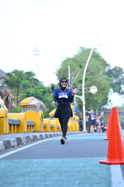 Race photo from KEMLU RUN 2025