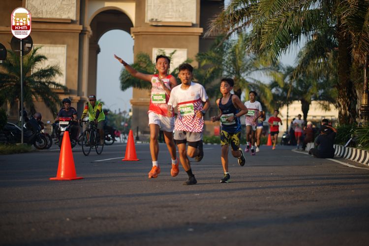 Race photo from Kediri Half Marathon 2024