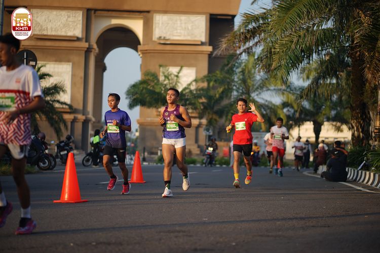 Race photo from Kediri Half Marathon 2024