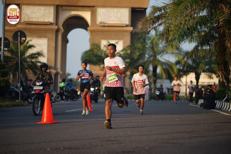 Race photo from Kediri Half Marathon 2024