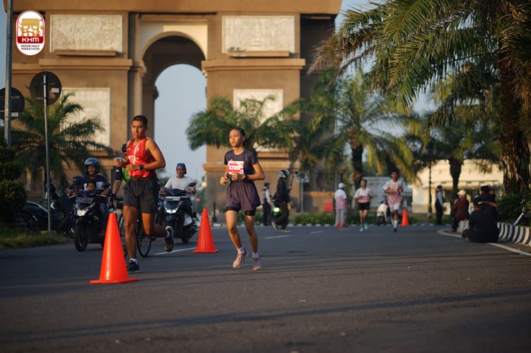 Race photo from Kediri Half Marathon 2024