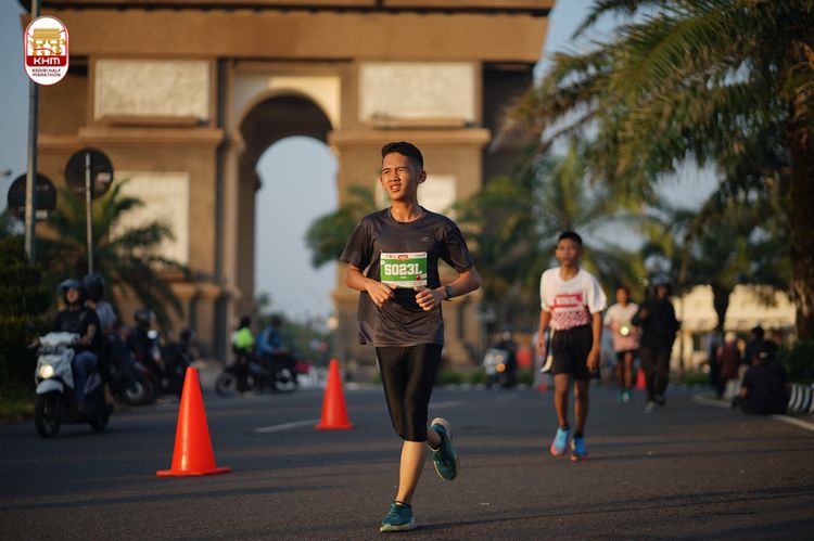 Race photo from Kediri Half Marathon 2024