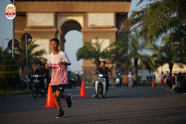 Race photo from Kediri Half Marathon 2024