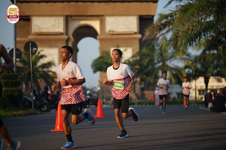 Race photo from Kediri Half Marathon 2024
