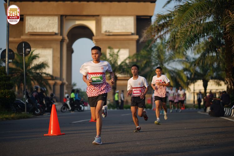 Race photo from Kediri Half Marathon 2024