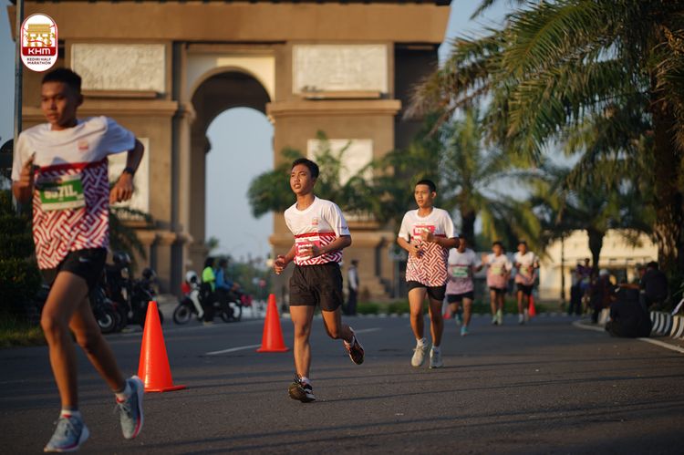 Race photo from Kediri Half Marathon 2024