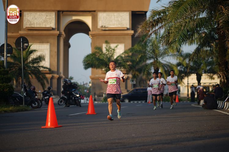 Race photo from Kediri Half Marathon 2024