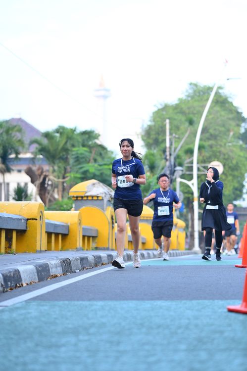 Race photo from KEMLU RUN 2025