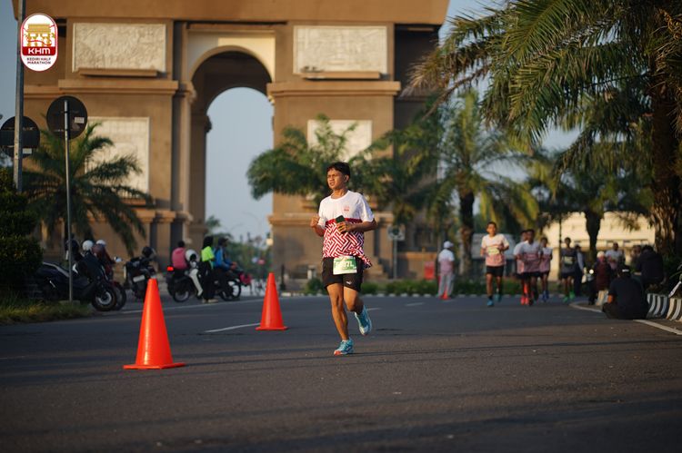 Race photo from Kediri Half Marathon 2024