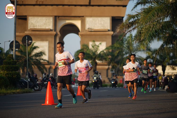 Race photo from Kediri Half Marathon 2024