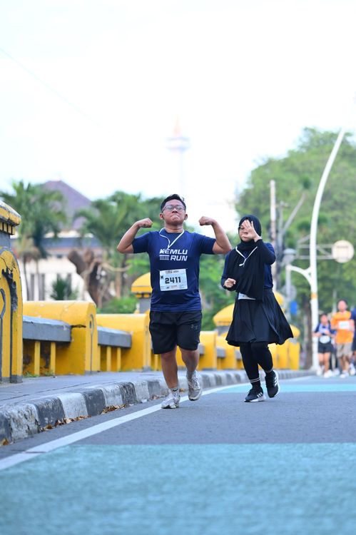 Race photo from KEMLU RUN 2025