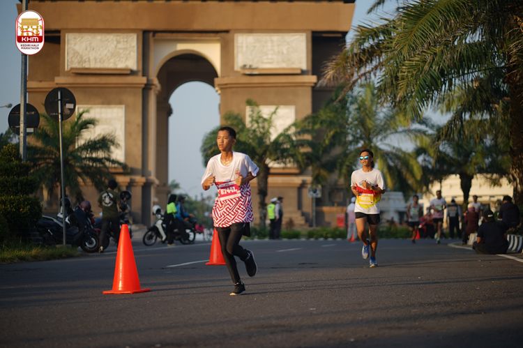 Race photo from Kediri Half Marathon 2024
