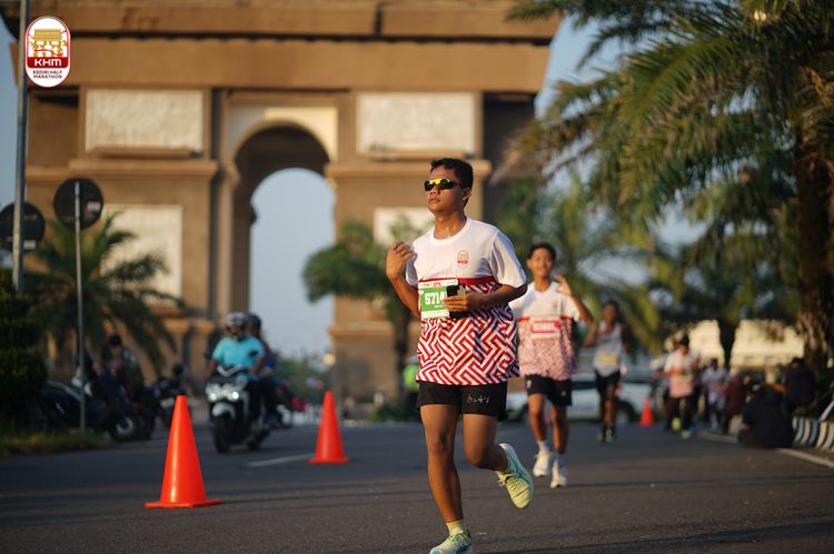 Race photo from Kediri Half Marathon 2024