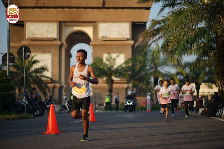 Race photo from Kediri Half Marathon 2024