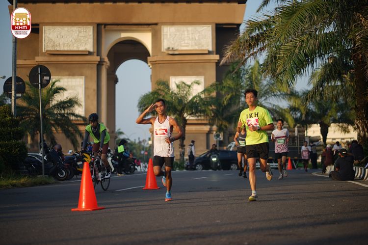 Race photo from Kediri Half Marathon 2024