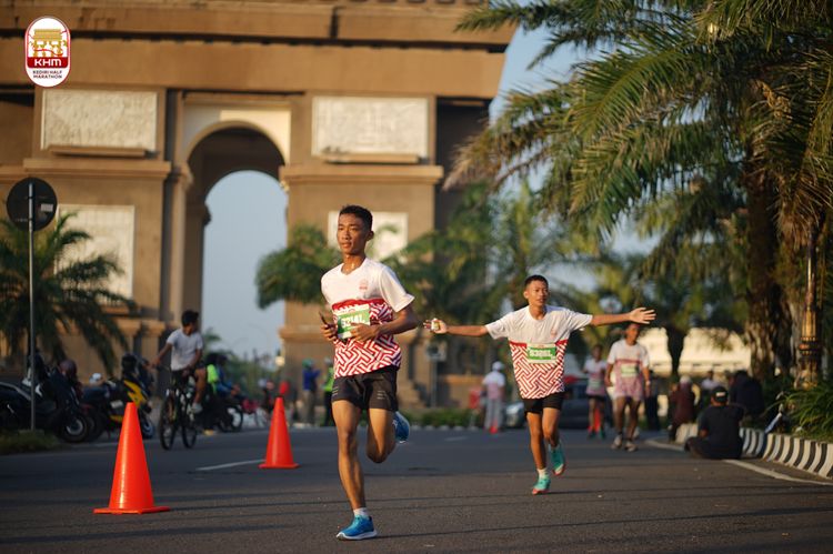 Race photo from Kediri Half Marathon 2024