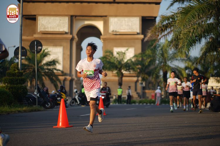 Race photo from Kediri Half Marathon 2024