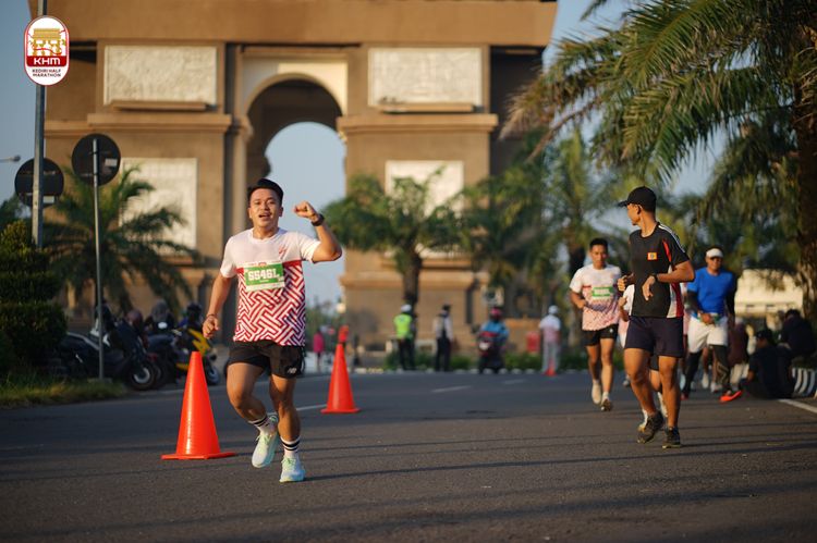 Race photo from Kediri Half Marathon 2024