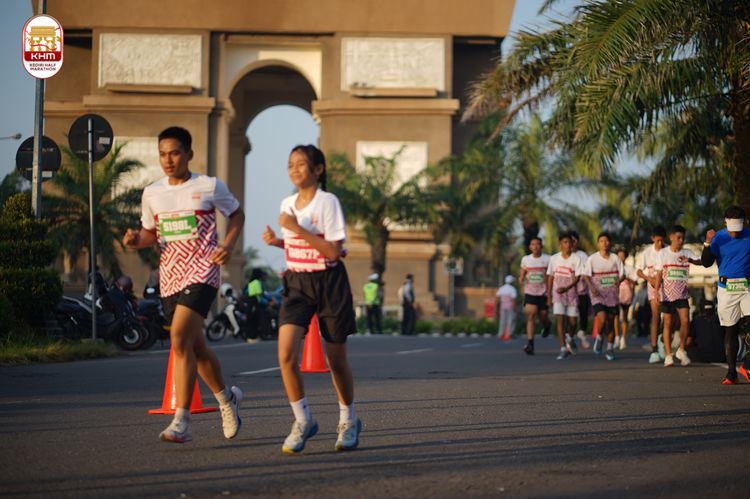 Race photo from Kediri Half Marathon 2024