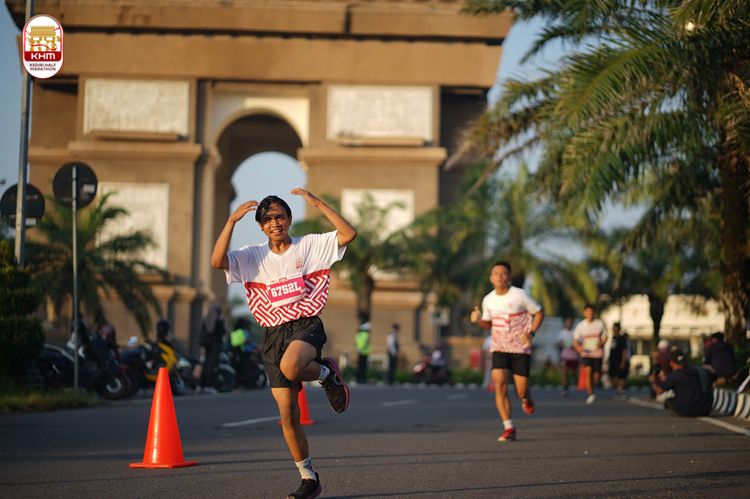 Race photo from Kediri Half Marathon 2024