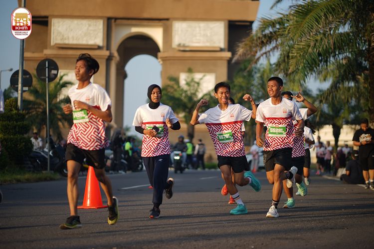 Race photo from Kediri Half Marathon 2024