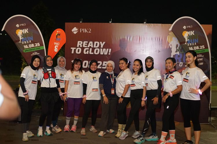 Race photo from PIK NITE RUN VIBES