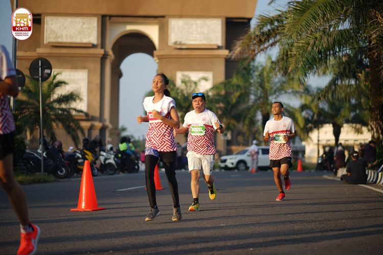 Race photo from Kediri Half Marathon 2024